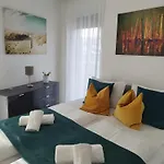 Beach Home Apartman *